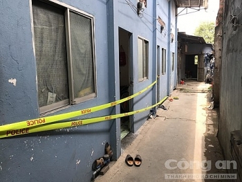 tin tuc 24h trong ngay moi nhat vo bang hoang phat hien chong tu vong trong phong tro voi con dao cam tren nguc