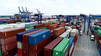 Giải pháp duy trì chuỗi cung ứng hàng hóa xuất nhập khẩu của doanh nghiệp FDI tại cảng Cát Lái
