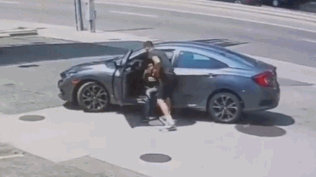 Video: Trộm nhầm ô tô của võ sĩ MMA, nam thanh niên nhận kết bẽ bàng