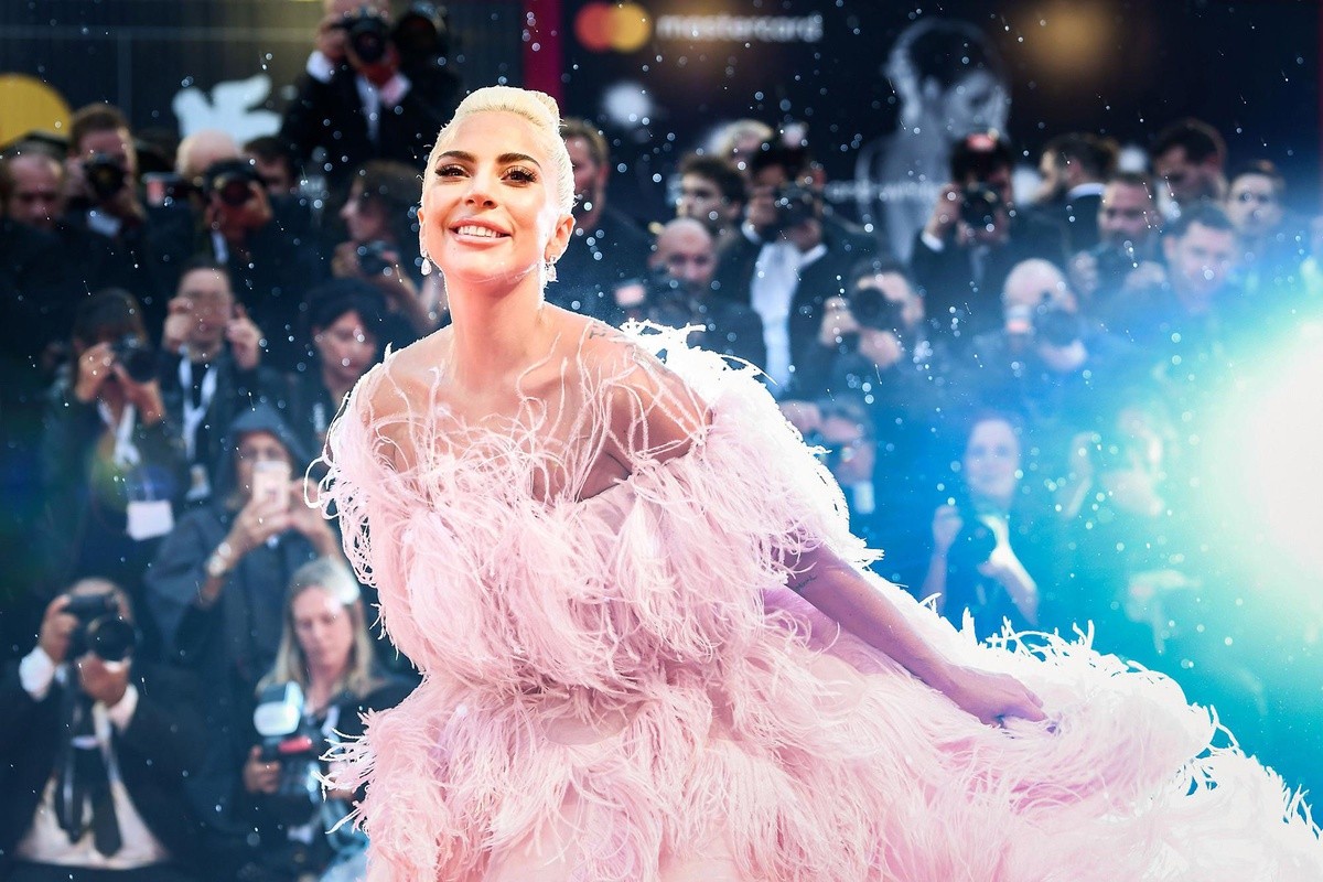 Lady Gaga dẫn đầu danh sách những ngôi sao mặc đẹp nhất thế giới | Thời Đại