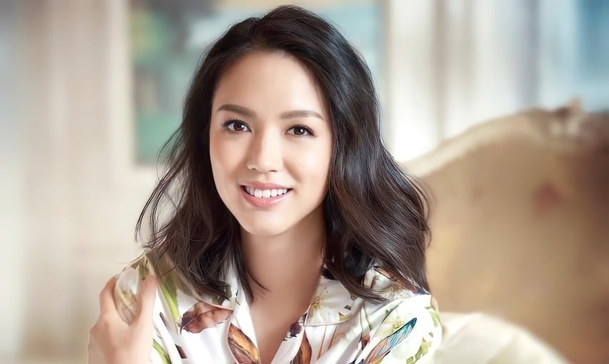 Hoa hậu Trương Tử Lâm: Sự nghiệp rực rỡ, hôn nhân viên mãn tròn đầy