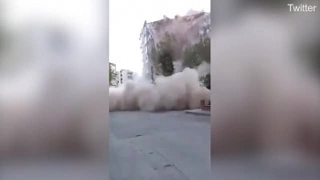 video khoanh khac toa nha cao tang do sap kinh hoang vi dong dat o tho nhi ky
