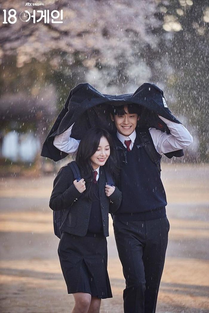 Top phim lãng mạn đáng xem nhất trong những ngày mưa