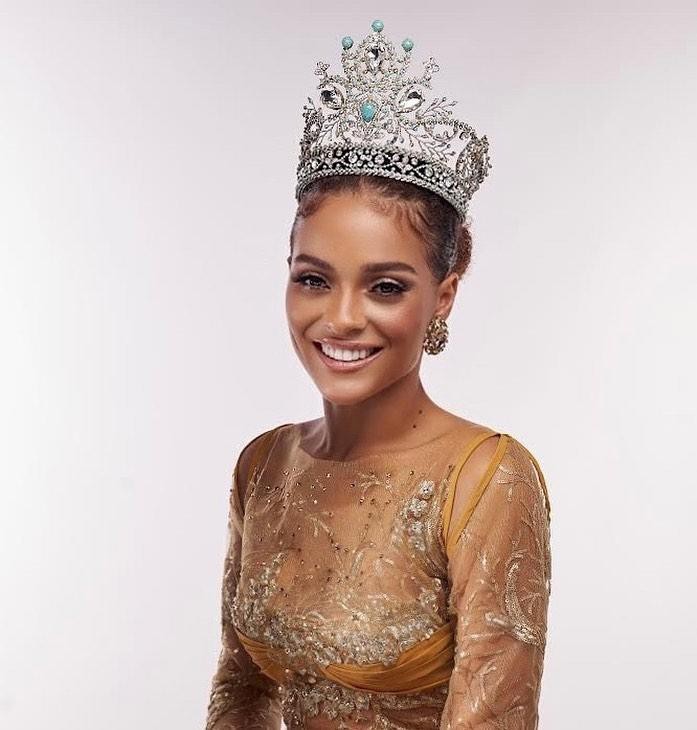 Tân Hoa hậu Thế giới Bahamas 2021 gây chú ý vì vẻ đẹp lạ