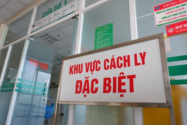 Thông tin pháp luật sáng 2/12: Khám xét nhà ông chủ siêu biệt thự dát vàng ở Bà Rịa - Vũng Tàu trong đêm