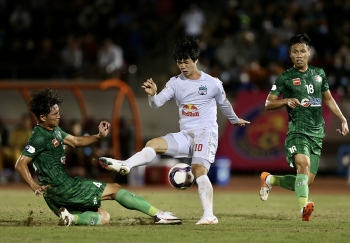 Kết quả, Bảng xếp hạng V-League 2021 (17/1): HAGL 'sảy chân' trận mở màn, Nam Định đứng số 1
