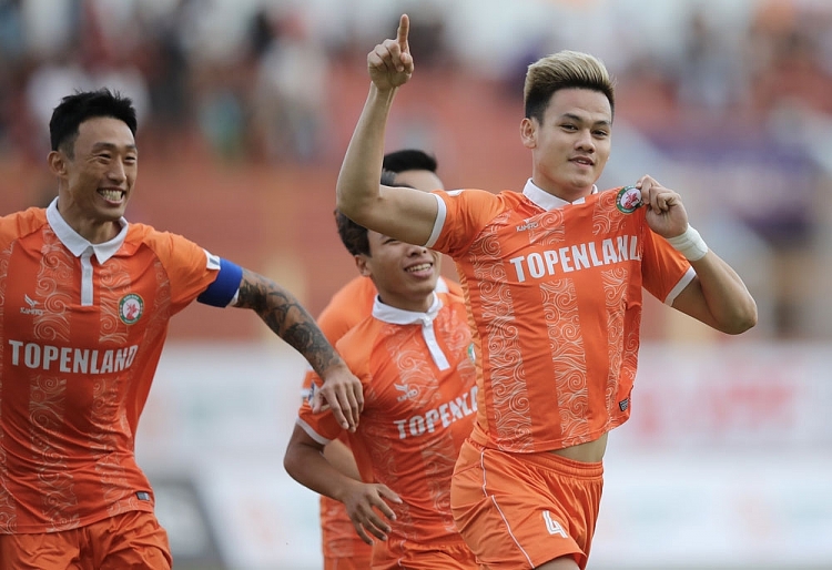 Kết quả, Bảng xếp hạng V-League 2021 (23/1): Hải Phòng lên vị trí số 1, Hà Nội liên tiếp bại trận