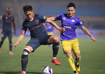 Hà Nội thua 2 trận liên tiếp, HLV Chu Đình Nghiêm lo phải đá trụ hạng
