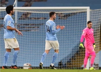 ket qua bang xep hang bxh ngoai hang anh ngay 142 man city vui dap tottenham mu mat ngoi so 2