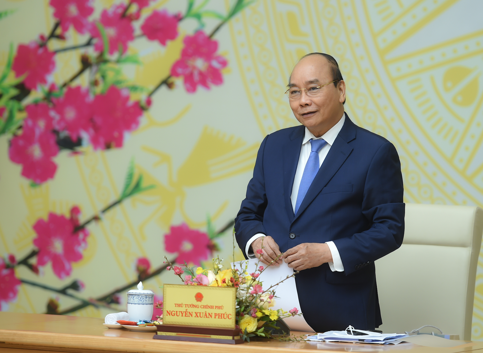 Thủ tướng Nguyễn Xuân Phúc: Tập trung xử lý công việc ngay từ ngày làm việc đầu tiên