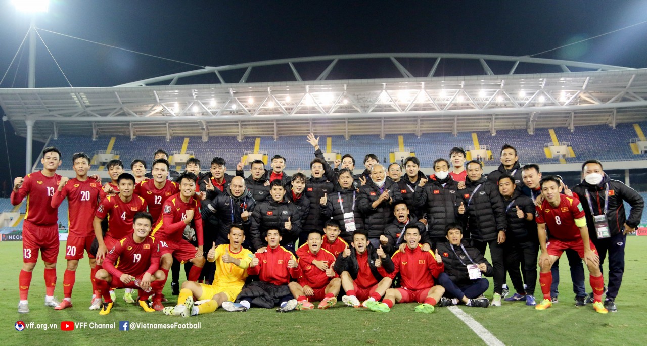 ĐT Việt Nam thắng đậm Trung Quốc, HLV Park Hang-seo cảm ơn người hâm mộ
