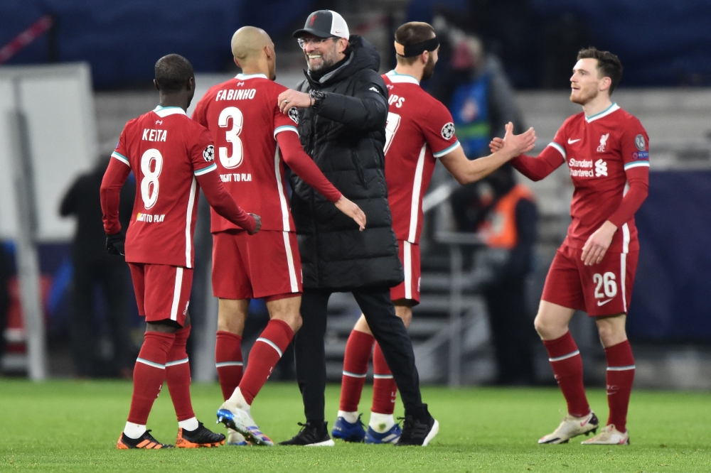 Niềm vui chiến thắng của thầy trò HLV Klopp