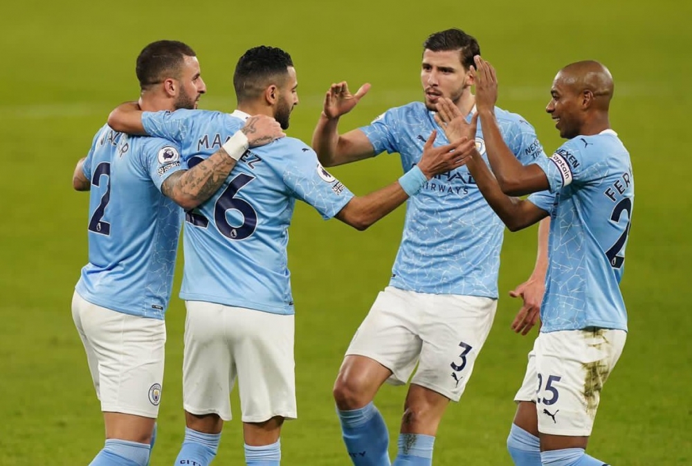 Man City vùi dập Southampton