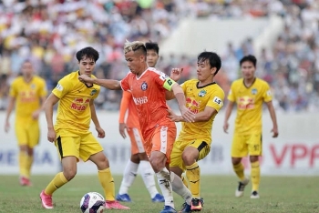 Kết quả, Bảng xếp hạng V-League 2021 (8/4): Đánh bại Đà Nẵng, HAGL đòi lại ngôi số 1