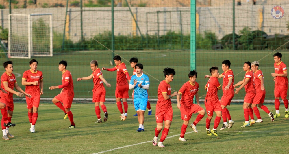 Vòng loại World Cup 2022: Quang Hải phải tập riêng