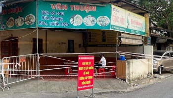 Lẻn vào khu phong tỏa đòi nợ, người phụ nữ bị phạt 3 triệu đồng và cách ly 21 ngày