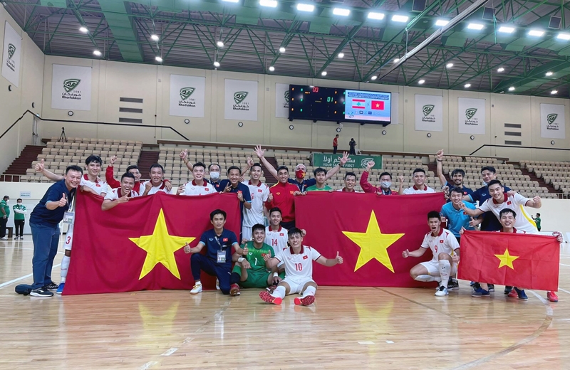 Lần thứ hai góp mặt tại VCK FIFA Futsal World Cup, ĐT Futsal Việt Nam được thưởng nóng 1 tỷ đồng