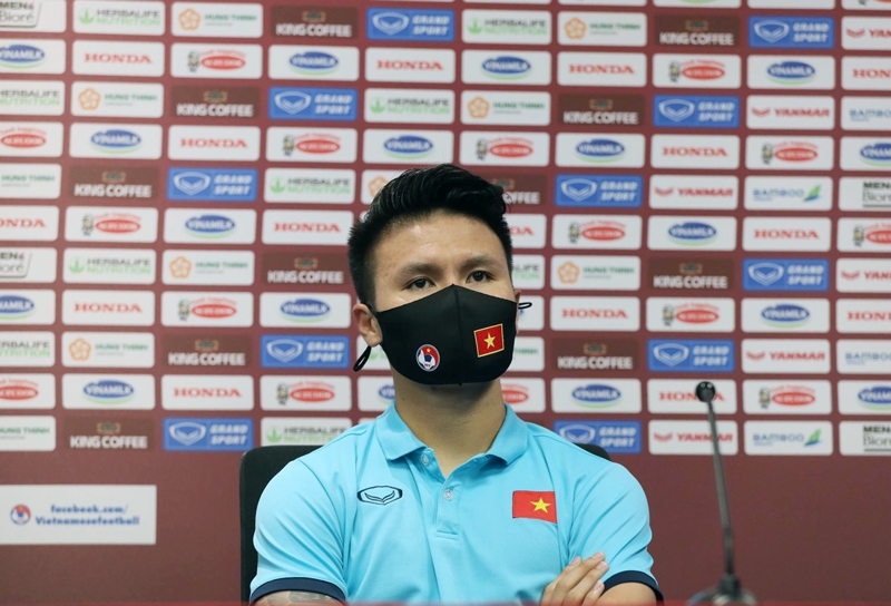 Quang Hải tại buổi họp báo sau trận đấu