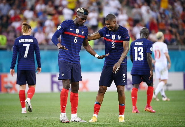 EURO 2021: ĐKVĐ thế giới và Á quân thế giới cùng bị loại trong một ngày