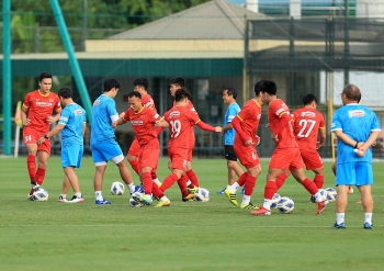 vong loai world cup 2022 dt viet nam san sang cho chuyen lam khach truoc saudi arabia