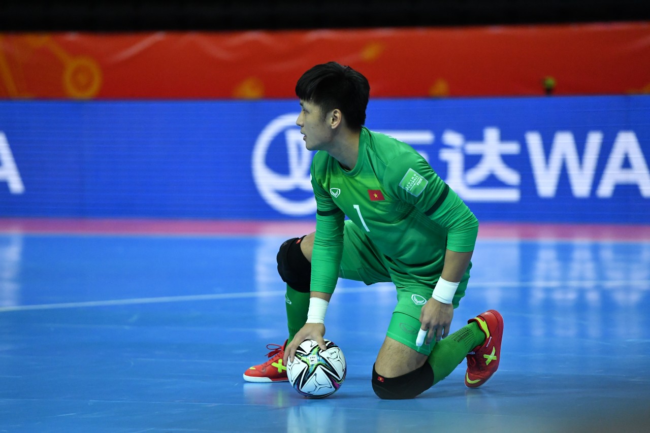 Cầm hoà Séc, ĐT futsal Việt Nam giành vé vào 1/8 World Cup 2021