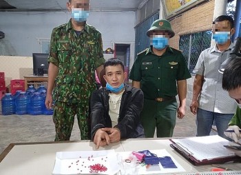 Bộ đội biên phòng Quảng Trị xóa tụ điểm bán lẻ ma túy ở khu vực biên giới