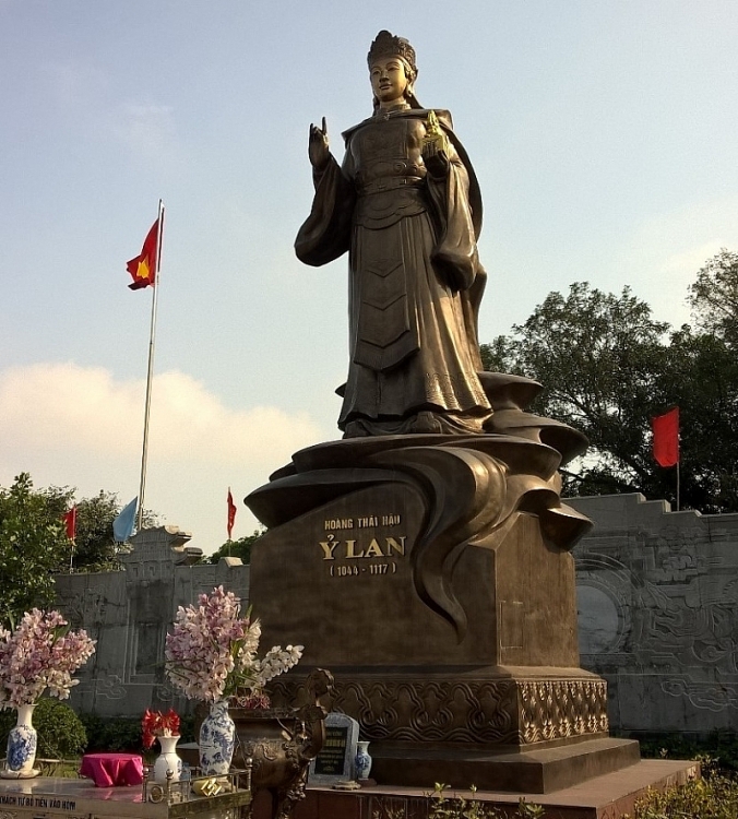 Những nữ tướng kiệt xuất trong lịch sử Việt Nam