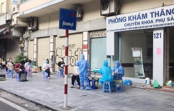 Hà Nội phong tỏa thêm nhiều tuyến phố gần Bệnh viện Việt Đức