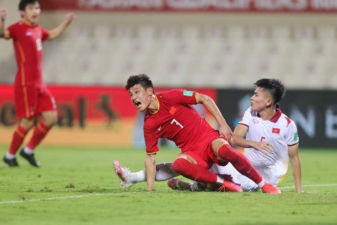 Thanh Bình chia tay ĐT Việt Nam trước trận gặp Oman