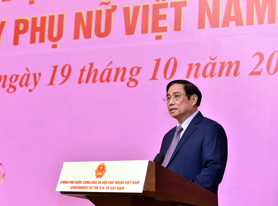Thủ tướng Phạm Minh Chính: Xây dựng chính sách để phụ nữ yên tâm lao động, sản xuất