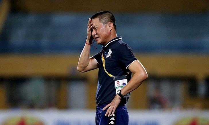 CLB Hà Nội 'mất tướng' ở trận cầu then chốt tranh vô địch V-League 2020