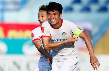 Chuyển nhượng V-League ngày 14/11: Bùi Tiến Dũng lên tiếng về tương lai ở Viettel