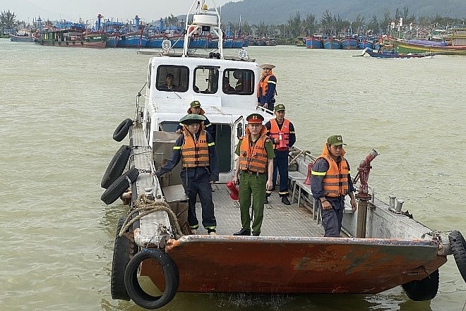 Thủ tướng ra công điện khẩn ứng phó với bão số 13: Cưỡng chế sơ tán dân khi cần thiết