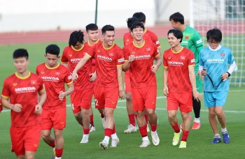 ĐT Việt Nam hứng khởi trong ngày đầu chuẩn bị cho AFF Cup 2020
