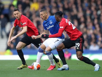 Everton vs MU (03h00 ngày 24/12): Link xem trực tiếp, xem online nhanh và rõ nét nhất