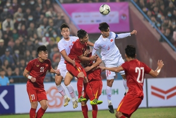 ĐT Việt Nam 2-2 U22 Việt Nam: Quang Hải lập siêu phẩm, Hữu Thắng khiến đàn anh 'ôm hận'