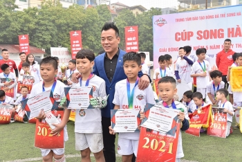 soi noi giai bong da cup song ha 2020