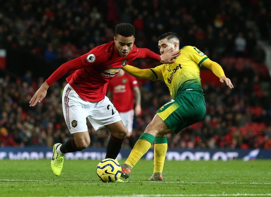 Lịch thi đấu, trực tiếp vòng 16 Ngoại hạng Anh 2021/22: Norwich vs MU