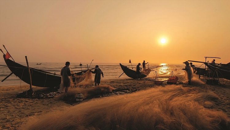 Bình minh trên biển