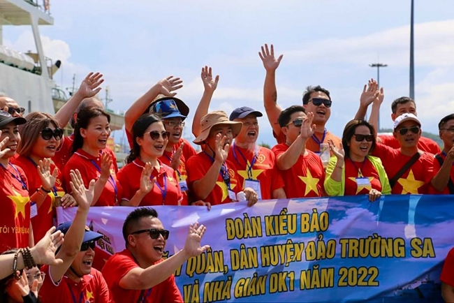 Công tác người Việt Nam ở nước ngoài: Triển khai mạnh mẽ, toàn diện, góp phần phát huy sức mạnh đại đoàn kết dân tộc