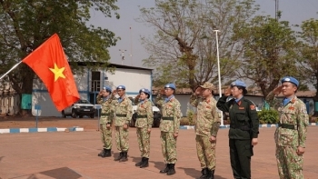 tet cua nhung nguoi linh mu noi xanh o trung phi