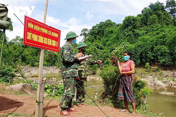 Kiên trì bám chốt, kiểm soát chặt biên giới để ngăn chặn dịch Covid