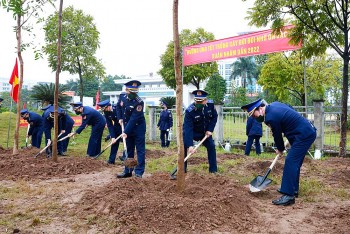 Trồng cây tại cột mốc biên giới và khu vực ven biển