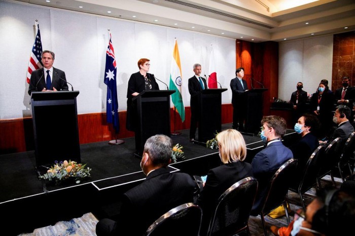Australia, Mỹ, Nhật Bản và Ấn Độ hợp tác để đảm bảo tự do hàng hải ở Biển Đông, Hoa Đông