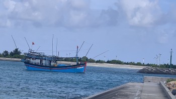 ho tro kip thoi tau ca gap su co khi khai thac tai truong sa