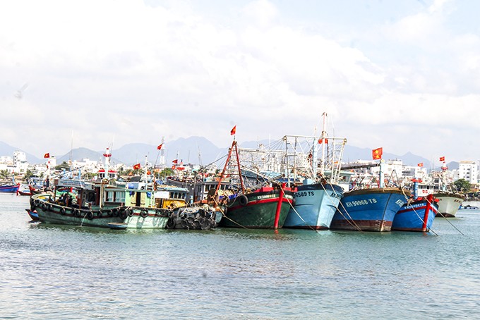 Kiên Giang xử phạt 13 trường hợp tàu cá vi phạm và tịch thu 1 bộ kích điện