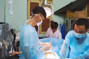 Quân y đảo Sinh Tồn phẫu thuật kịp thời cứu sống một ngư dân viêm ruột thừa