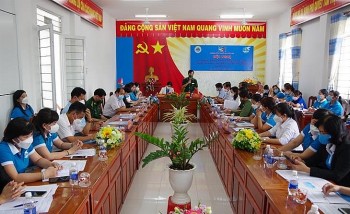 Đẩy mạnh dạy nghề, giới thiệu việc làm cho phụ nữ vùng biên giới Đẩy mạnh dạy nghề, giới thiệu việc làm cho phụ nữ vùng biên giới