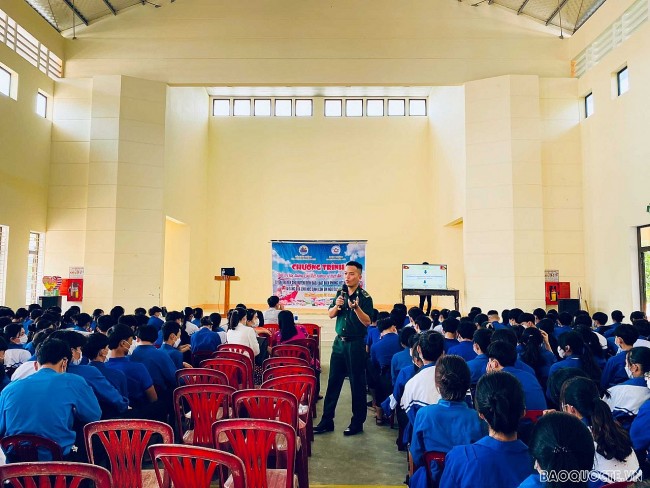 Bồi đắp thêm sự hiểu biết và tình yêu về chủ quyền, biển đảo quê hương cho thế hệ trẻ
