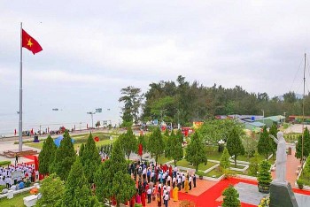 Khánh thành Cột cờ chủ quyền trên đảo Cô Tô (Quảng Ninh)